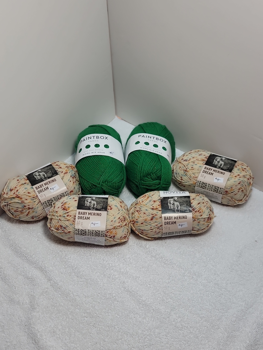 2 Paintbox & 4 Novita Baby Merino Dream Yarn Bundle in Green and Speckled Cream